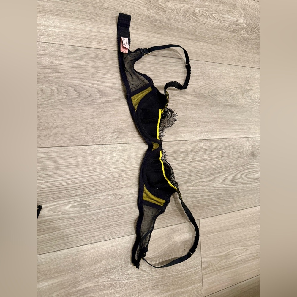 Agent Provocateur Leisa Bra in Mustard snd Black. UK32B. Like New. - Picture 4 of 5